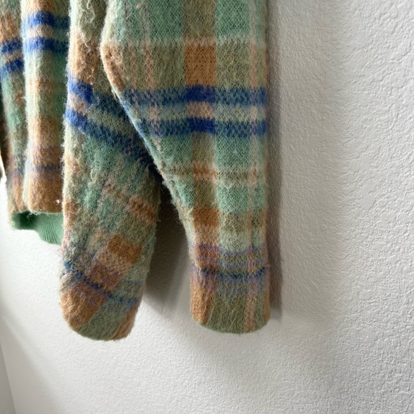 Free People Primrose plaid V neck sweater - Picture 5 of 5